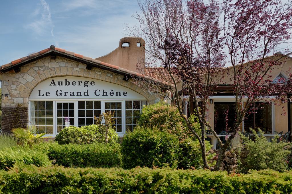 Auberge Du Grand Chene Sillans-la Cascade Esterno foto